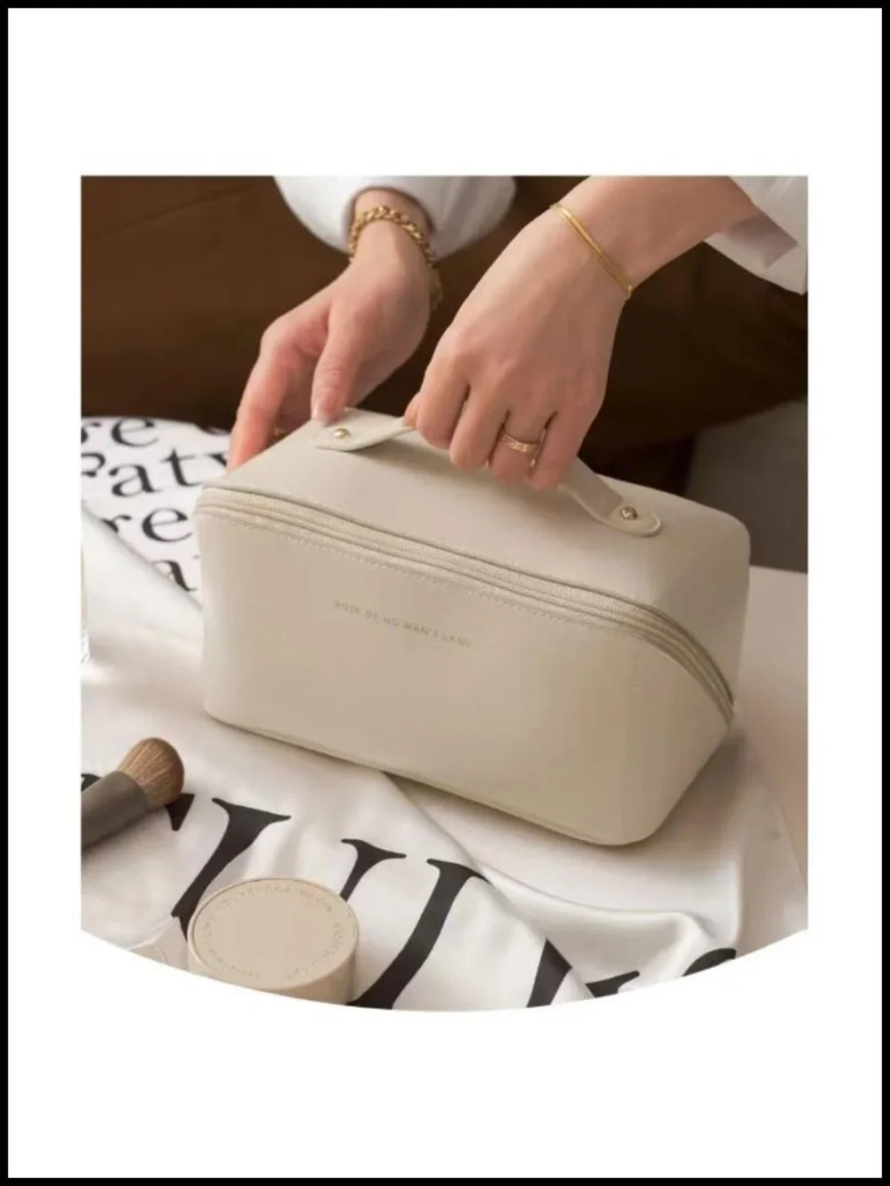 Large Capacity PU Leather Toiletry Bag with Multiple Compartments
